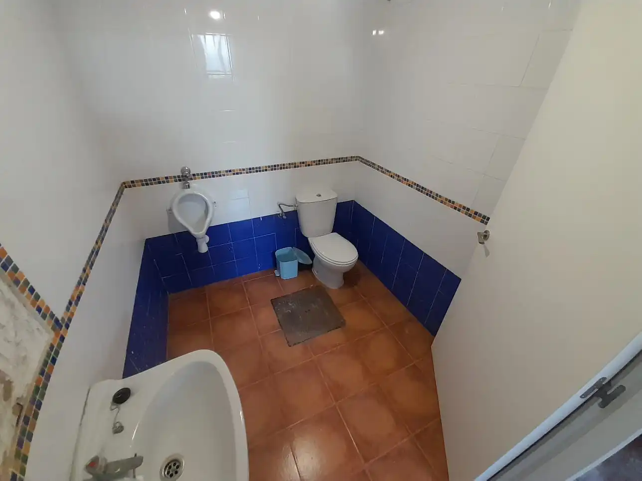 Baño de Local en venta en Chipiona