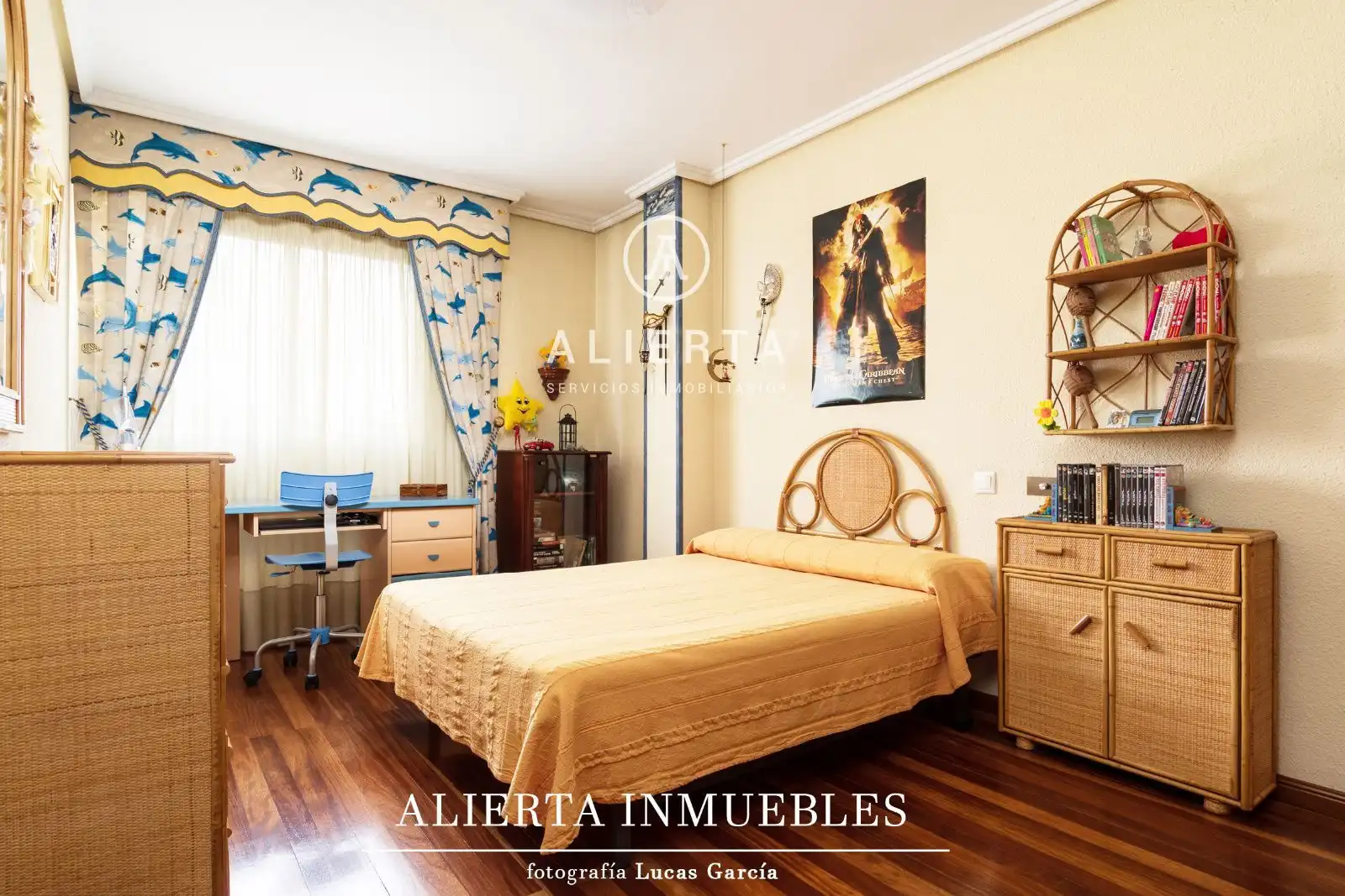 Bedroom of Flat for sale in Zaragoza  with Air Conditioner, Heating and Terrace