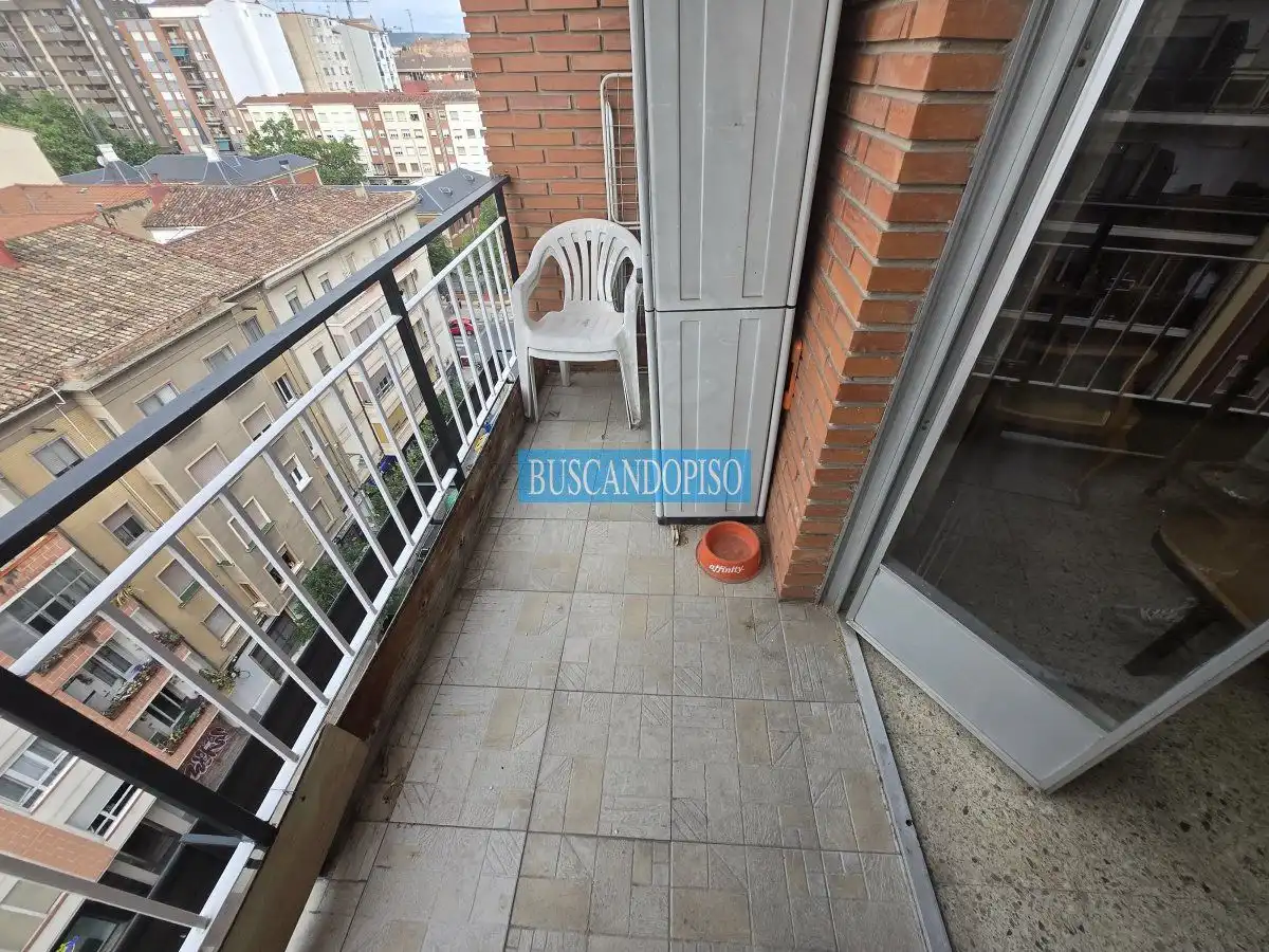 Terrasse von Wohnung zum Verkauf in  Logroño mit Heizung, Terrasse und Abstellraum