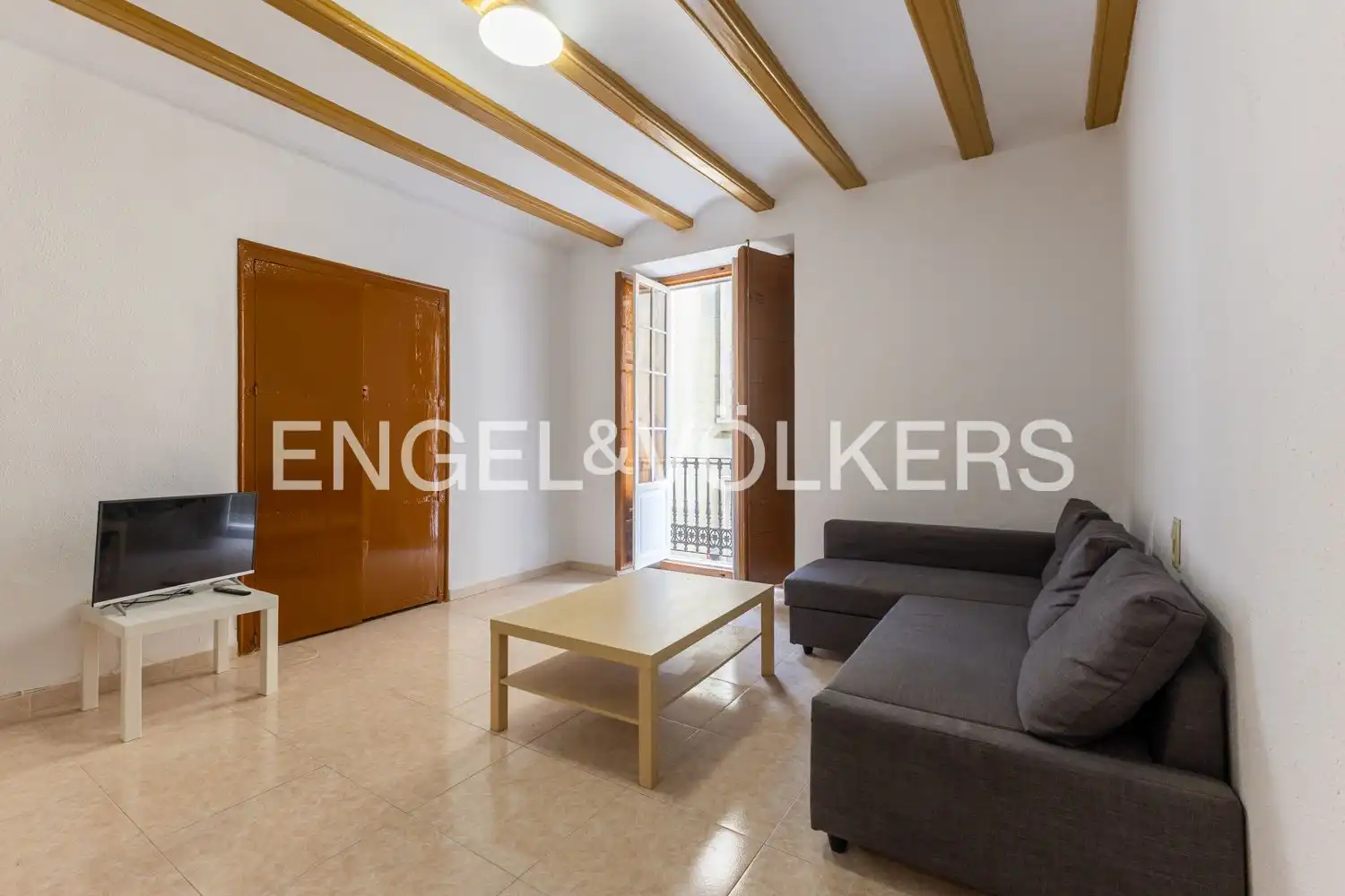 Exterior view of Flat for rent in Ciutat Vella 