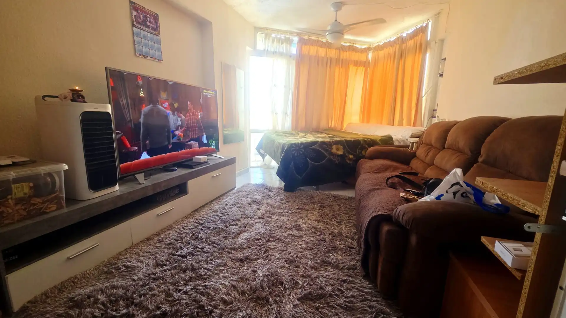Sala de estar de Estudio en venta en Benalmádena con Piscina comunitaria