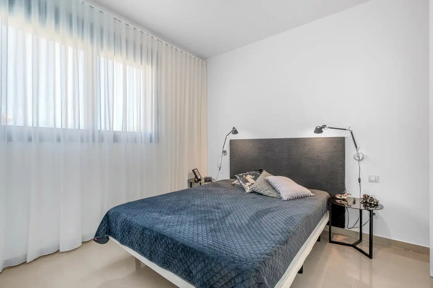 Habitación de Casa o chalet en venta en Guardamar del Segura con Calefacción, Jardín privado y Terraza
