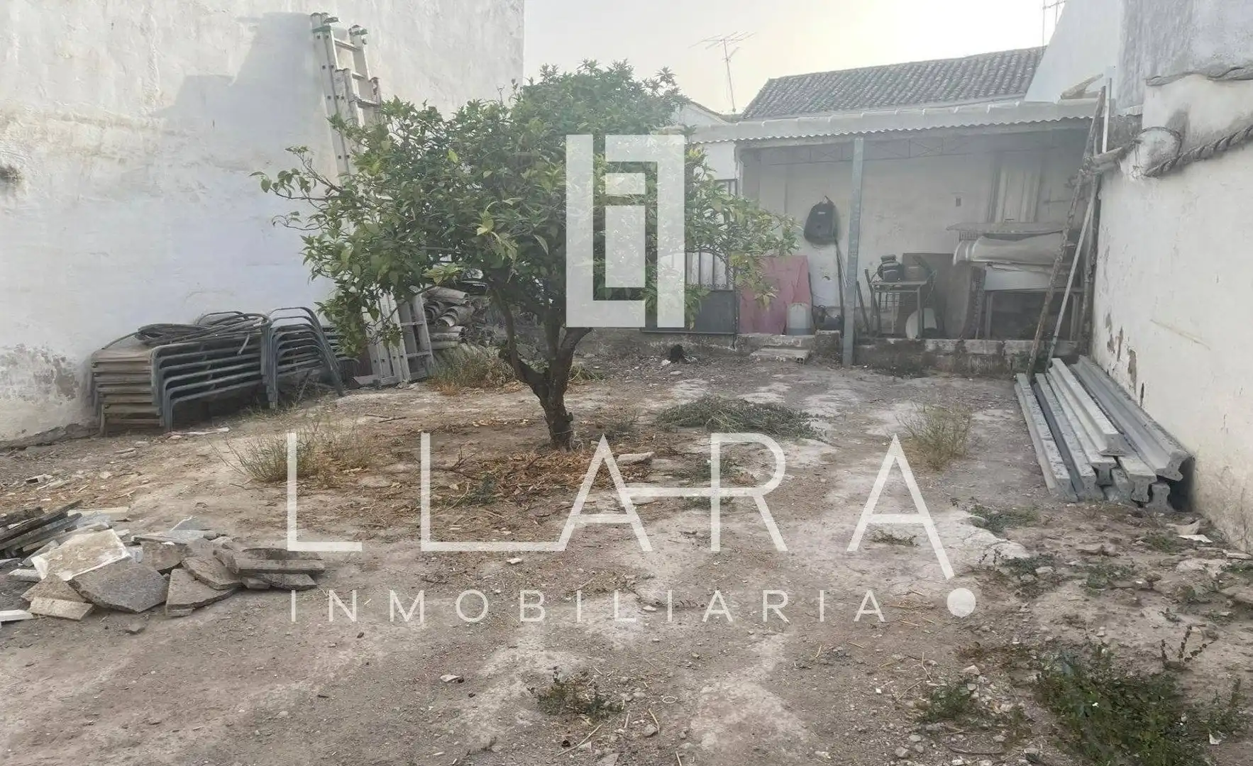 Haus oder Chalet zum Verkauf in Lucena mit Möbliert, Ofen und Waschmaschine
