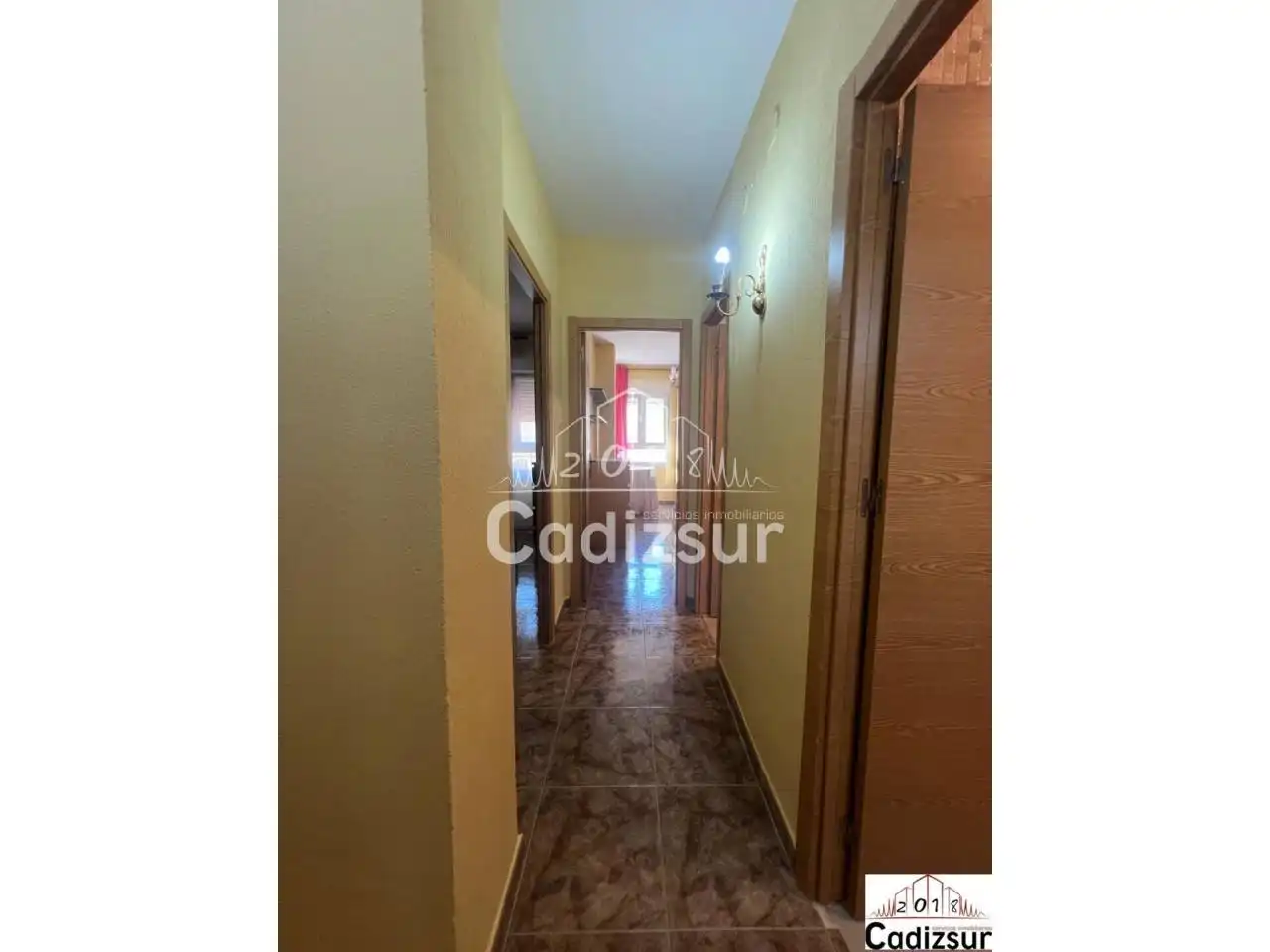 Piso de alquiler en Cádiz con Terraza y Amueblado