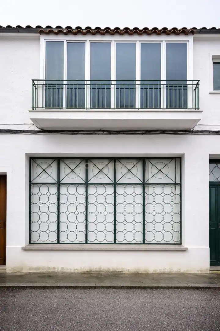 Außenansicht von Wohnungen zum Verkauf in Trujillo mit Klimaanlage, Abstellraum und Balkon
