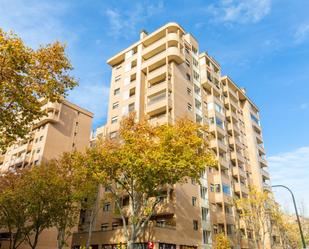 Vista exterior de Pis en venda en  Zaragoza Capital amb Terrassa i Balcó