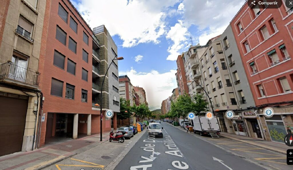 Vista exterior de Garatge en venda en  Logroño