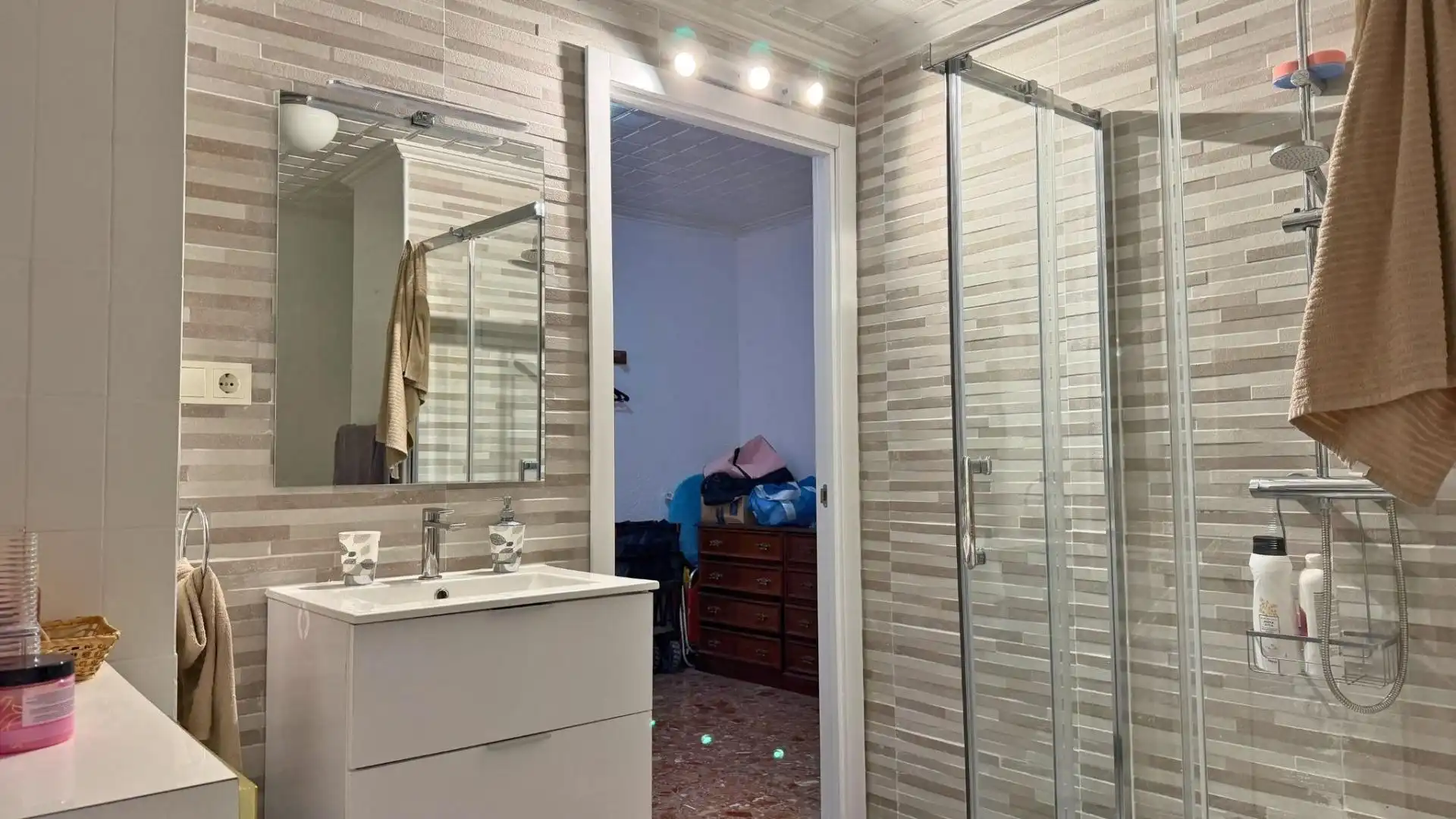 Baño de Piso en venta en Yecla con Terraza y Balcón