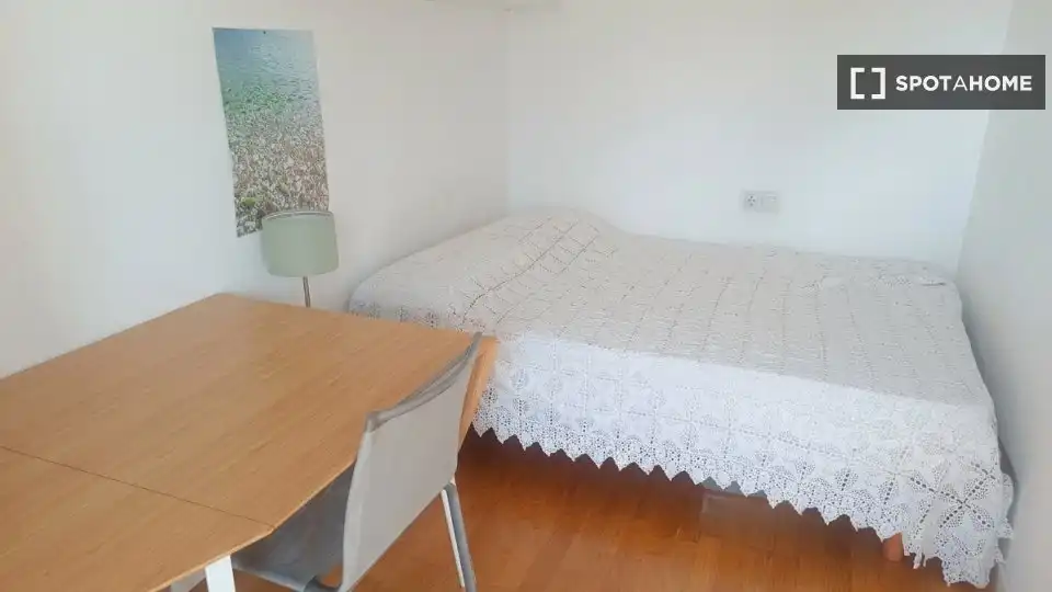 Appartamento con terrazza in affitto a Sant Martí, imagen 10