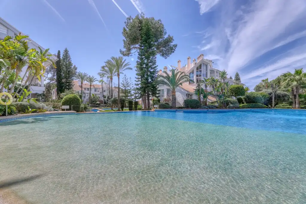 Schwimmbecken von Maisonette zum Verkauf in Calvià mit Terrasse, Abstellraum und Gemeinschaftspool