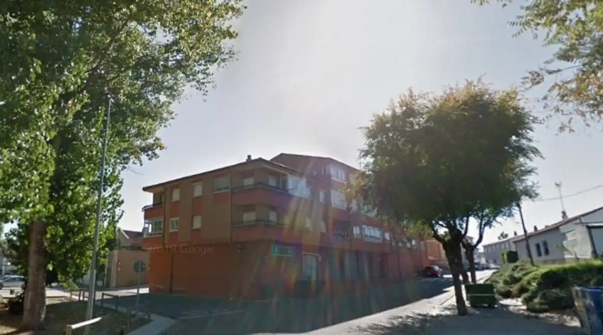 Außenansicht von Geschaftsraum zur Miete in Viana de Cega