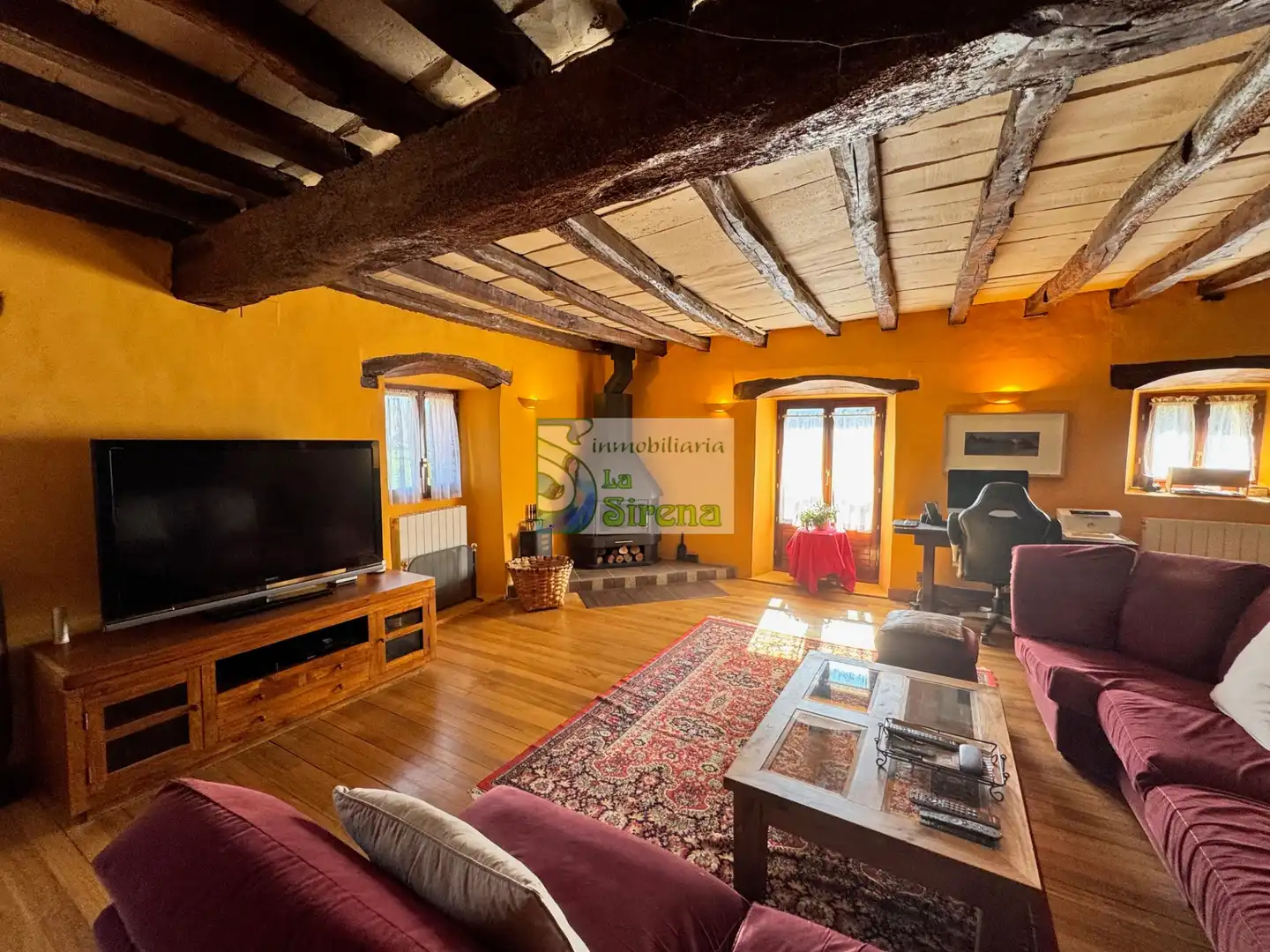 Sala de estar de Casa o chalet en venta en Castro-Urdiales con Calefacción, Jardín privado y Terraza