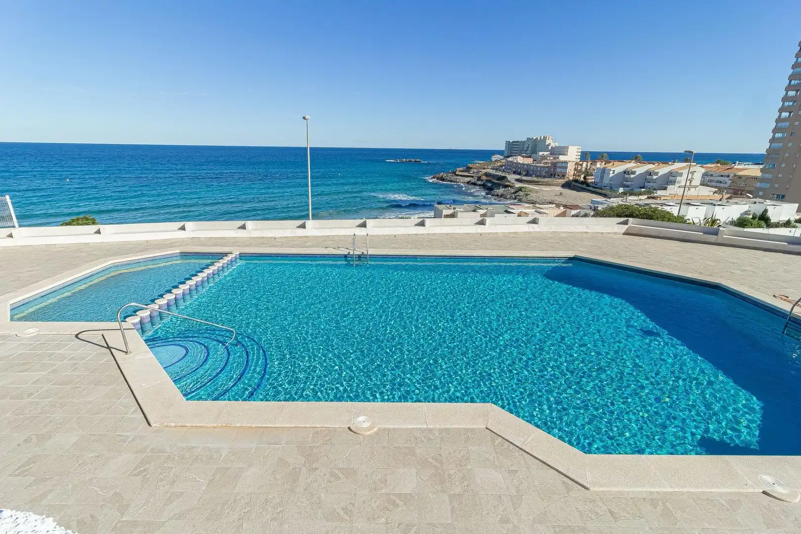 Piscina de Casa o chalet en venta en La Manga del Mar Menor con Terraza, Amueblado y Piscina comunitaria