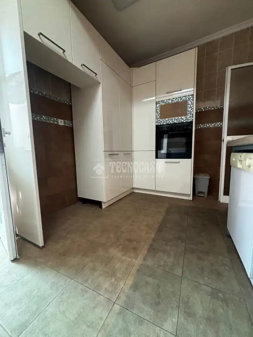 Kitchen of Houses for sale in Sevilla  with Air Conditioner