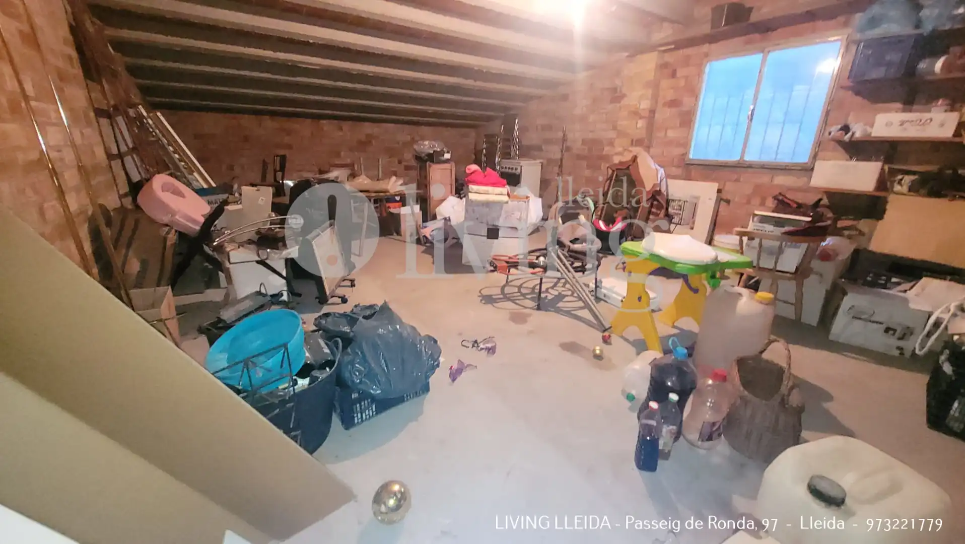 Nave industrial en venta en Montoliu de Lleida