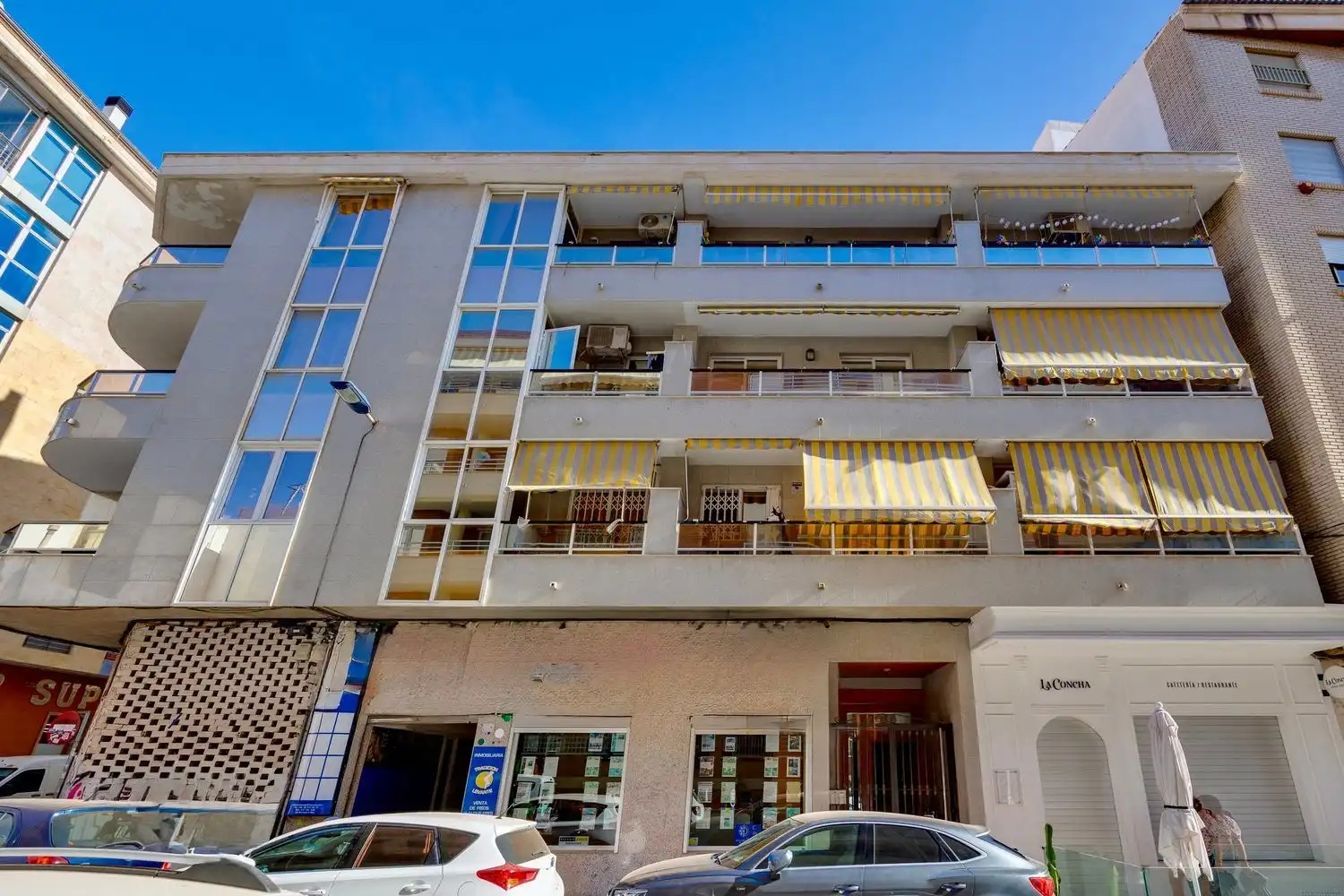 Exterior view of Duplexes for sale in Torrevieja  with Air Conditioner, Heating and Terrace