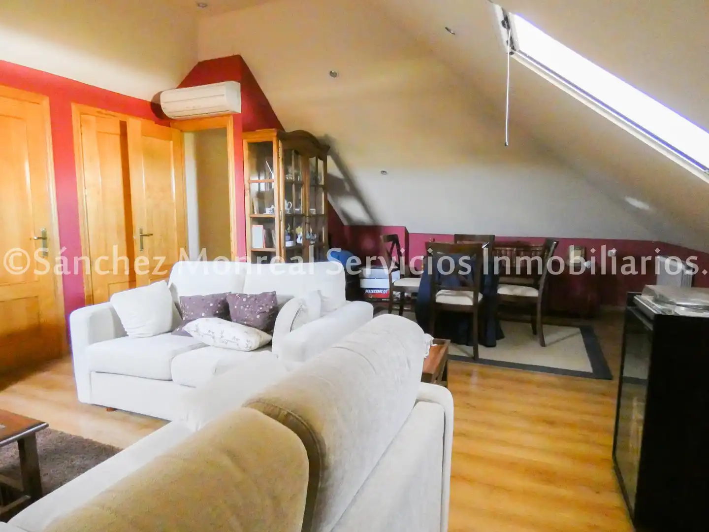 Casa adosada en venta en Avenida de la Cruz Roja, Alcázar de San Juan