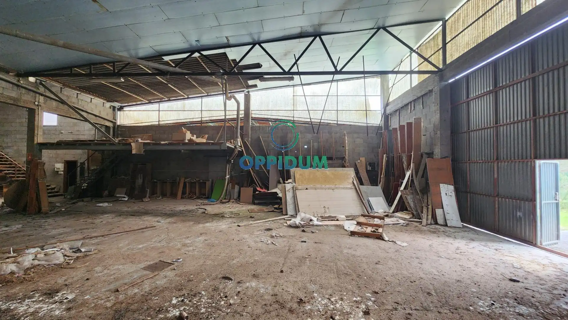 Industrial buildings for sale in Touro