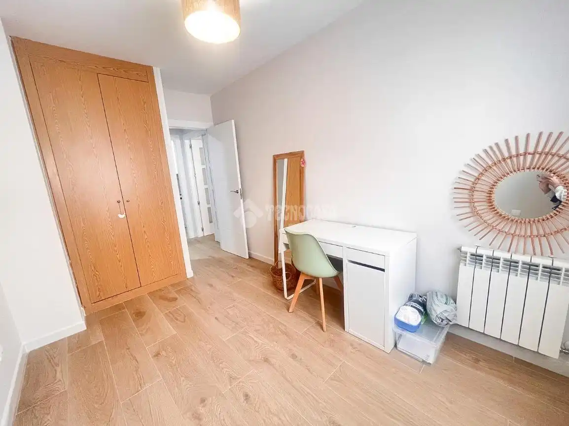 Habitación de Piso en venta en Navalcarnero con Aire acondicionado, Trastero y Piscina comunitaria