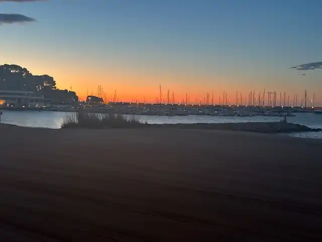 Vista exterior de Piso en venta en Sant Feliu de Guíxols con Calefacción, Amueblado y Horno