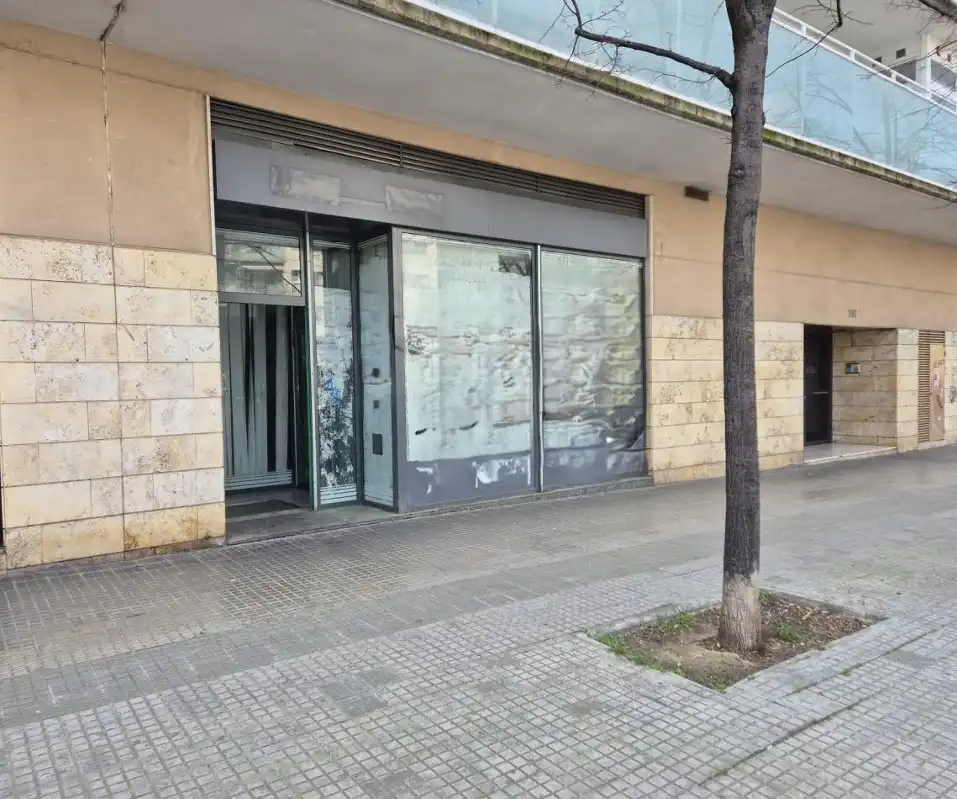 Business premises for sale in Ponent