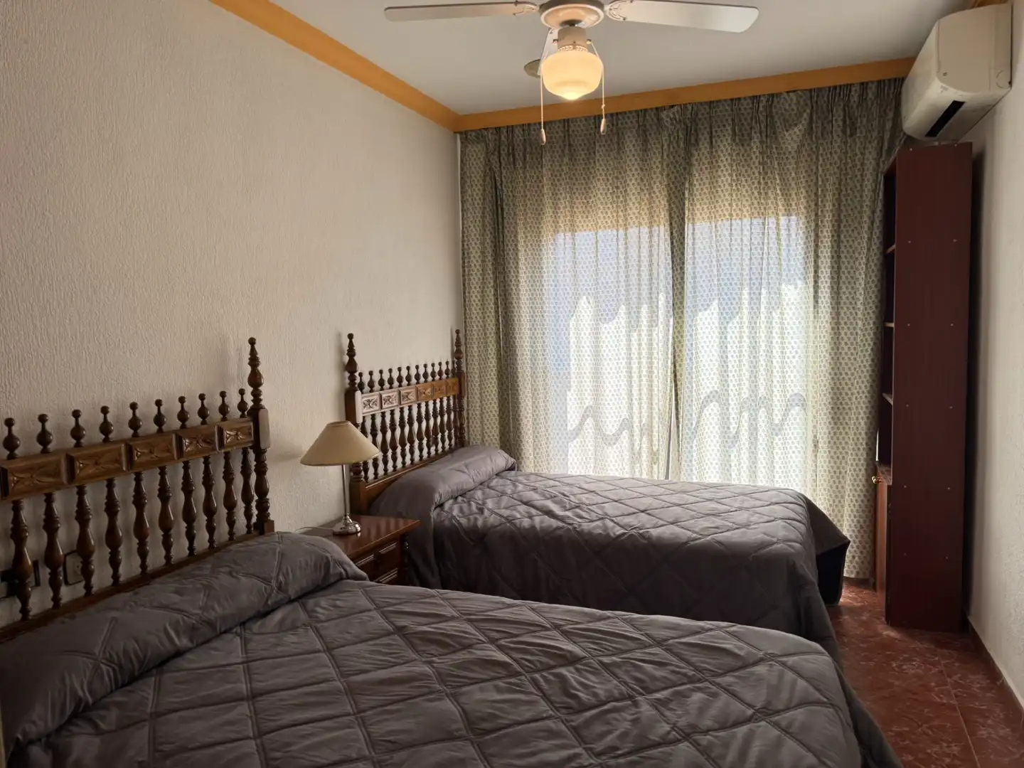 Habitación de Piso en venta en Almería con Aire acondicionado, Trastero y Amueblado