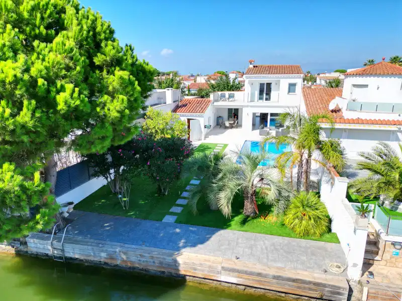 Casa o chalet en venta en N/A, Cap Ras - Creus - Falconera