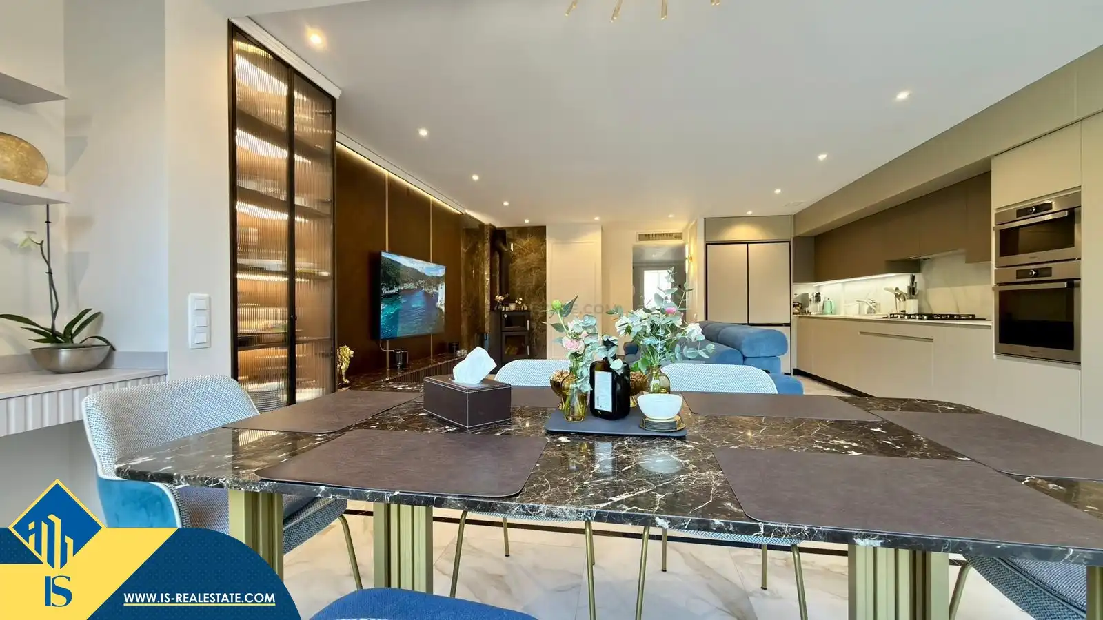 Sala d'estar de Casa o xalet en venda en Alicante / Alacant amb Terrassa, Moblat i Piscina comunitària