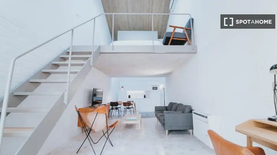 Sala de estar de Piso de alquiler en Madrid con Aire acondicionado, Calefacción y Amueblado