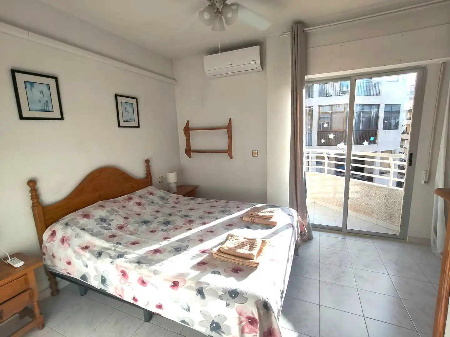 Dormitori de Apartament de lloguer en Santa Pola amb Aire condicionat, Calefacció i Terrassa