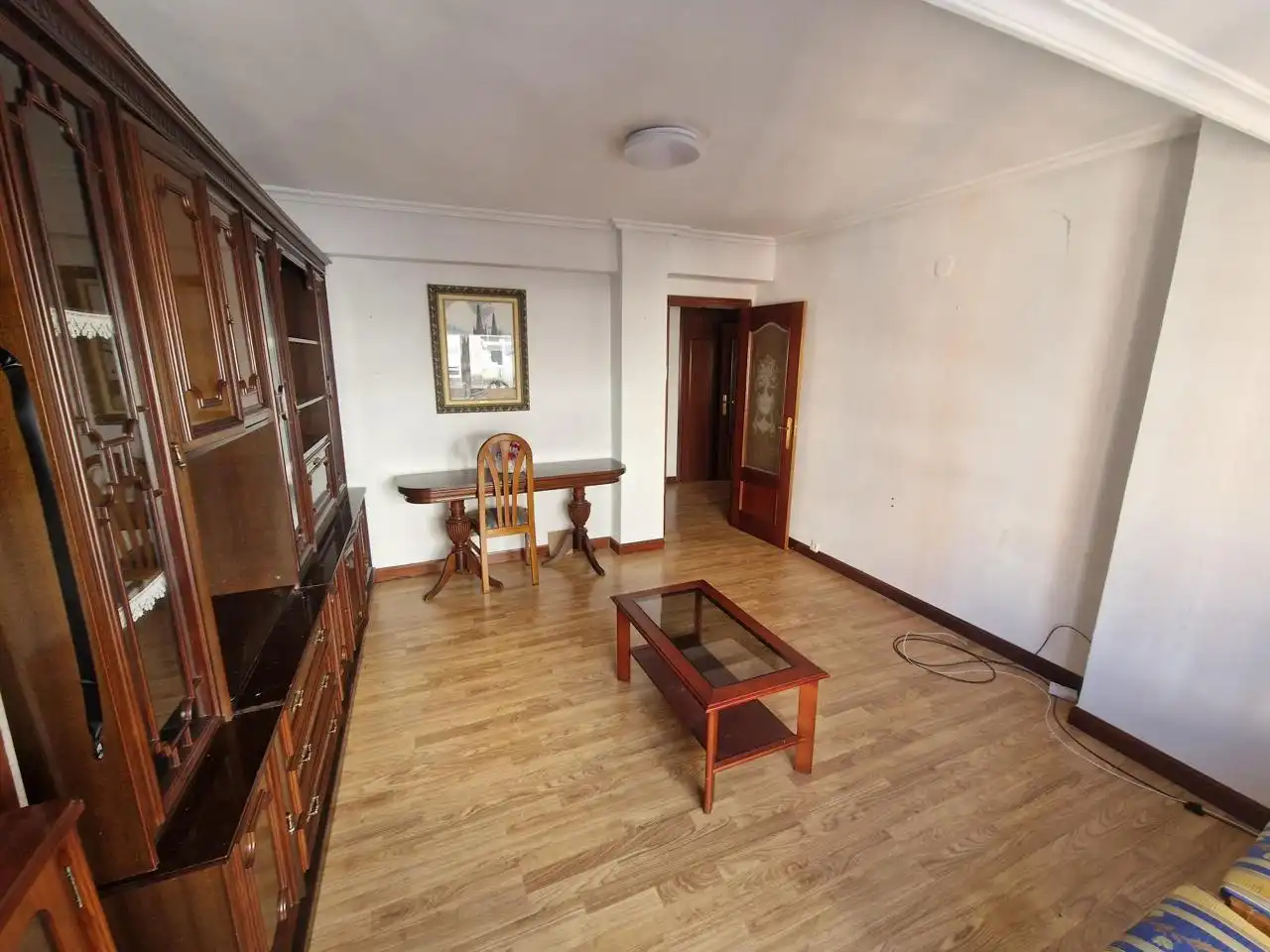 Sala d'estar de Pis en venda en Burgos amb Calefacció i Moblat