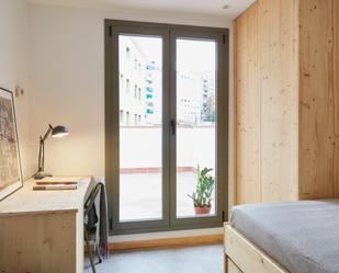 Bedroom of Apartment to share in  Barcelona Capital  with Balcony