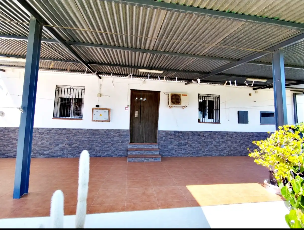 Maison rustique avec jardin à vendre à Casalpalma - Fahala