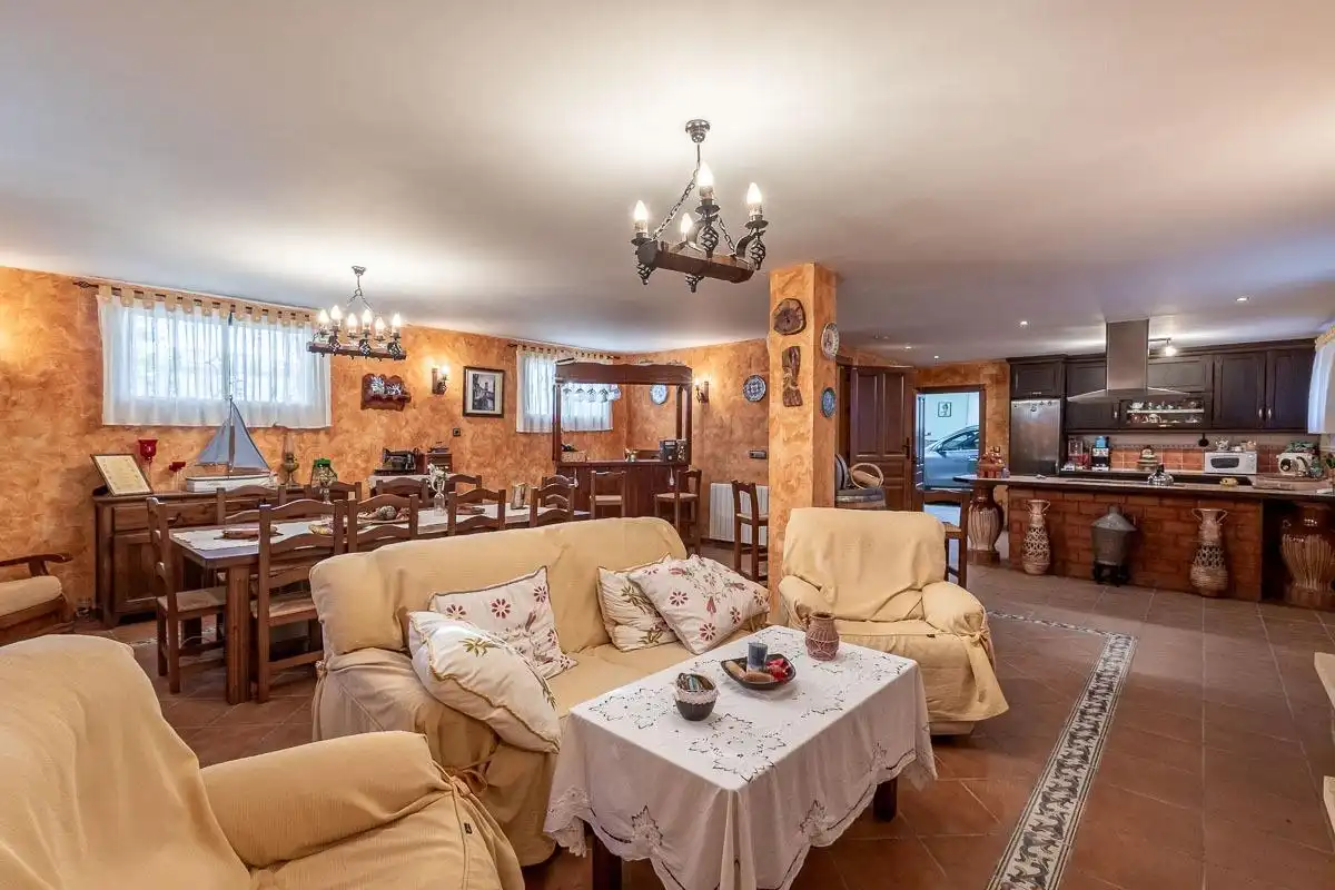 Villa mit Pool zum Verkauf in Diseminado Diseminados 9, imagen 8