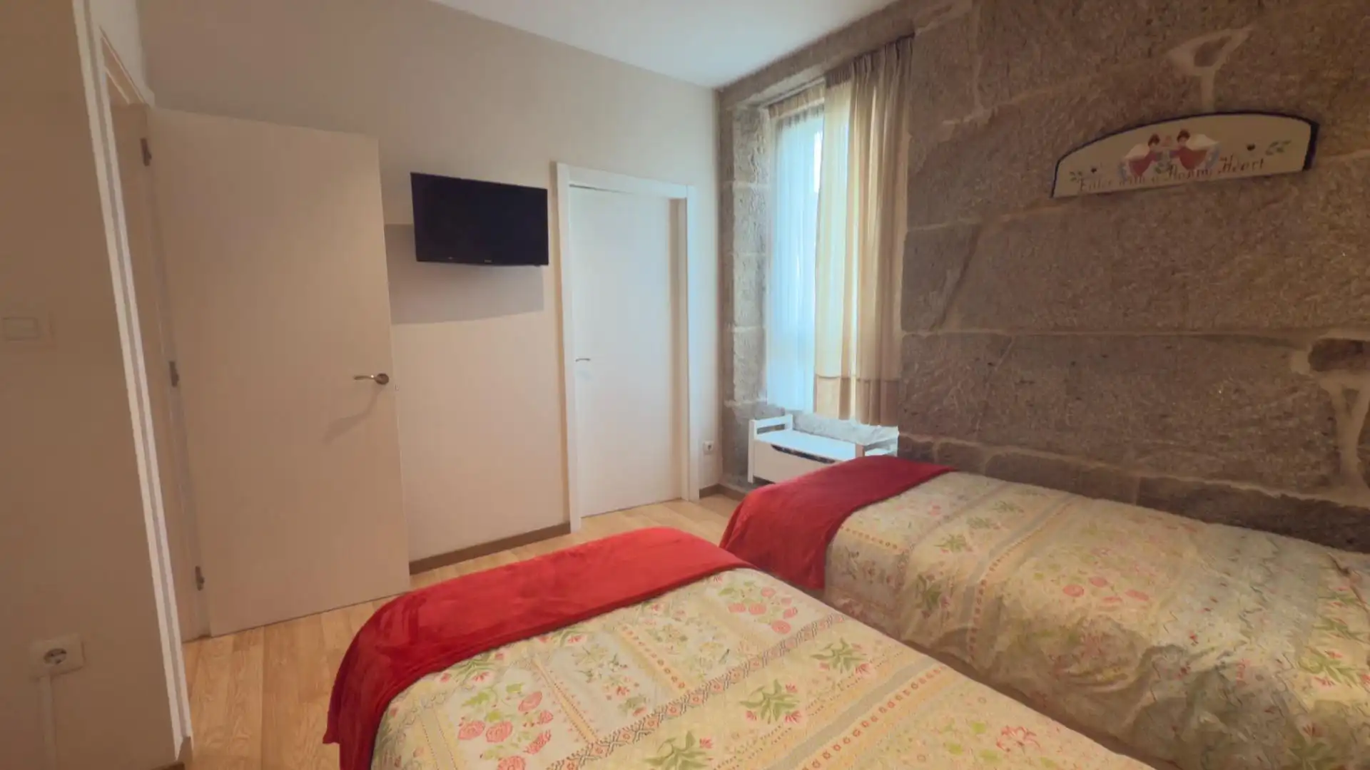 Habitación de Finca rústica en venta en Maside con Calefacción, Jardín privado y Terraza