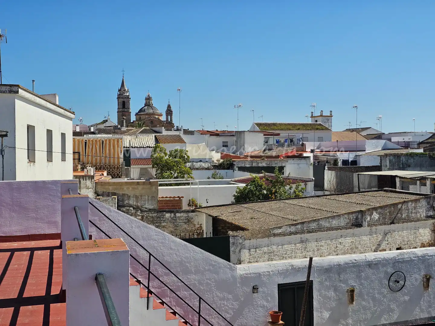 Vista exterior de Casa adosada en venta en Umbrete