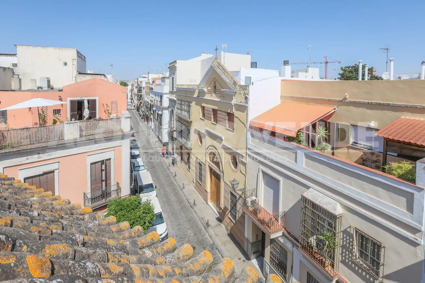 Vista exterior de Ático en venta en Sevilla con Aire acondicionado, Terraza y Amueblado