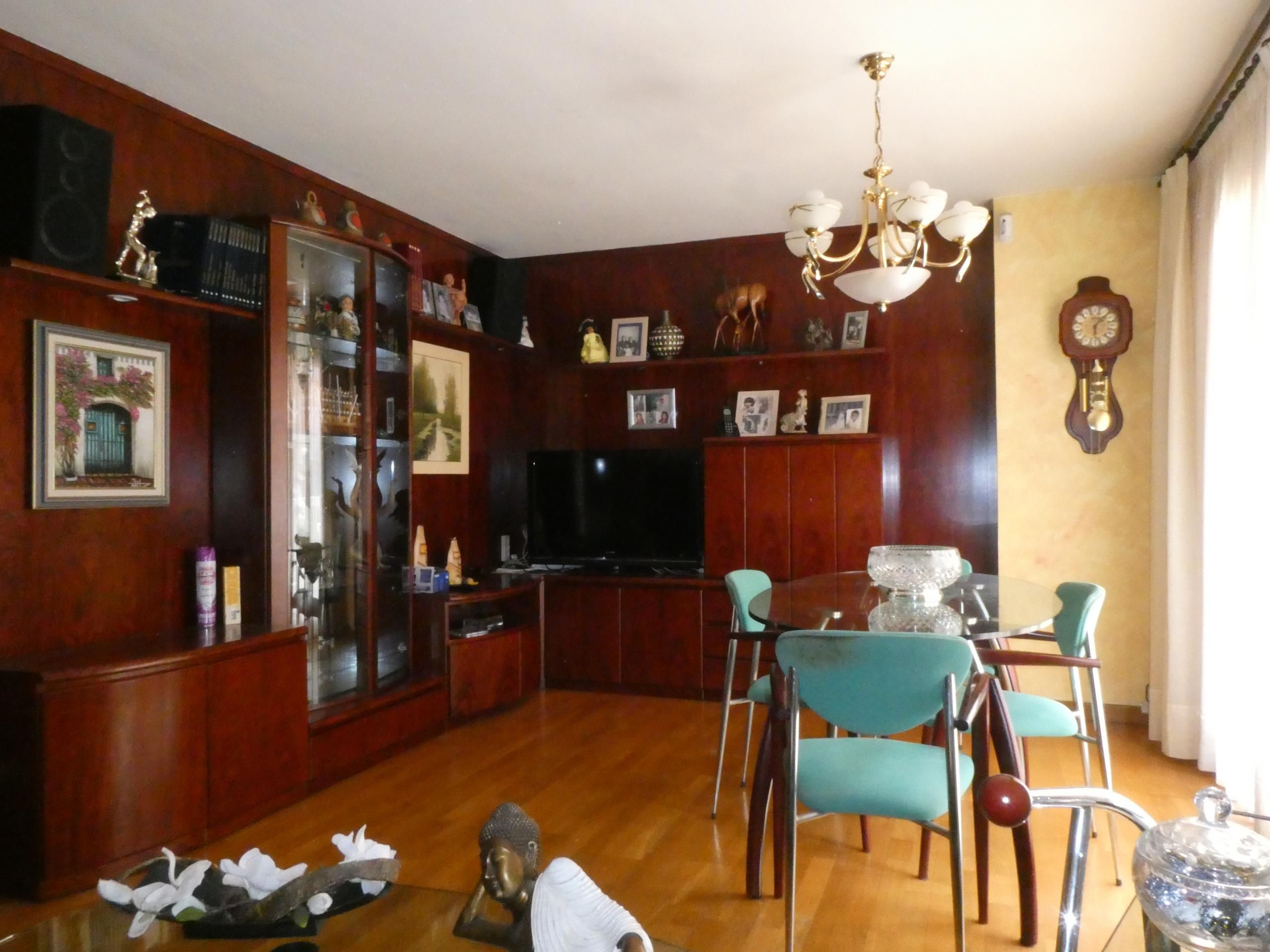 Sala d'estar de Pis en venda en Montornès del Vallès amb Calefacció, Parquet i Balcó