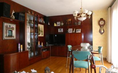 Sala d'estar de Pis en venda en Montornès del Vallès amb Calefacció, Parquet i Balcó