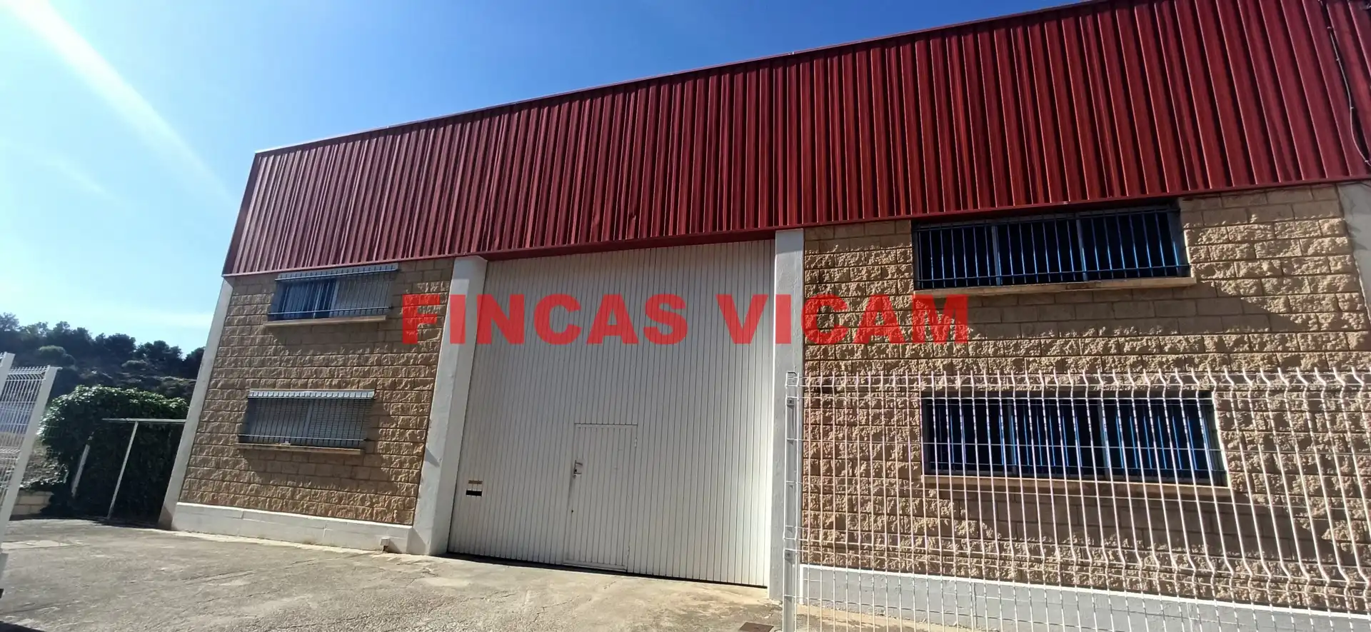 Vista exterior de Nave industrial en venta en Huesca con Calefacción y Alarma