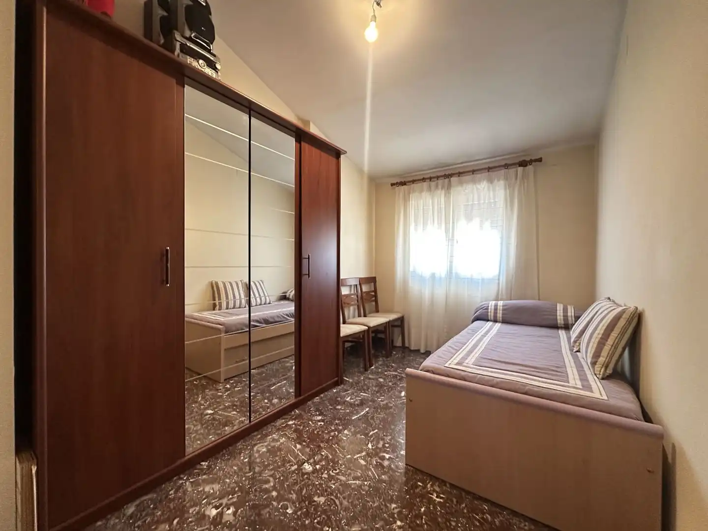 Schlafzimmer von Haus oder Chalet zum Verkauf in Granada mit Terrasse