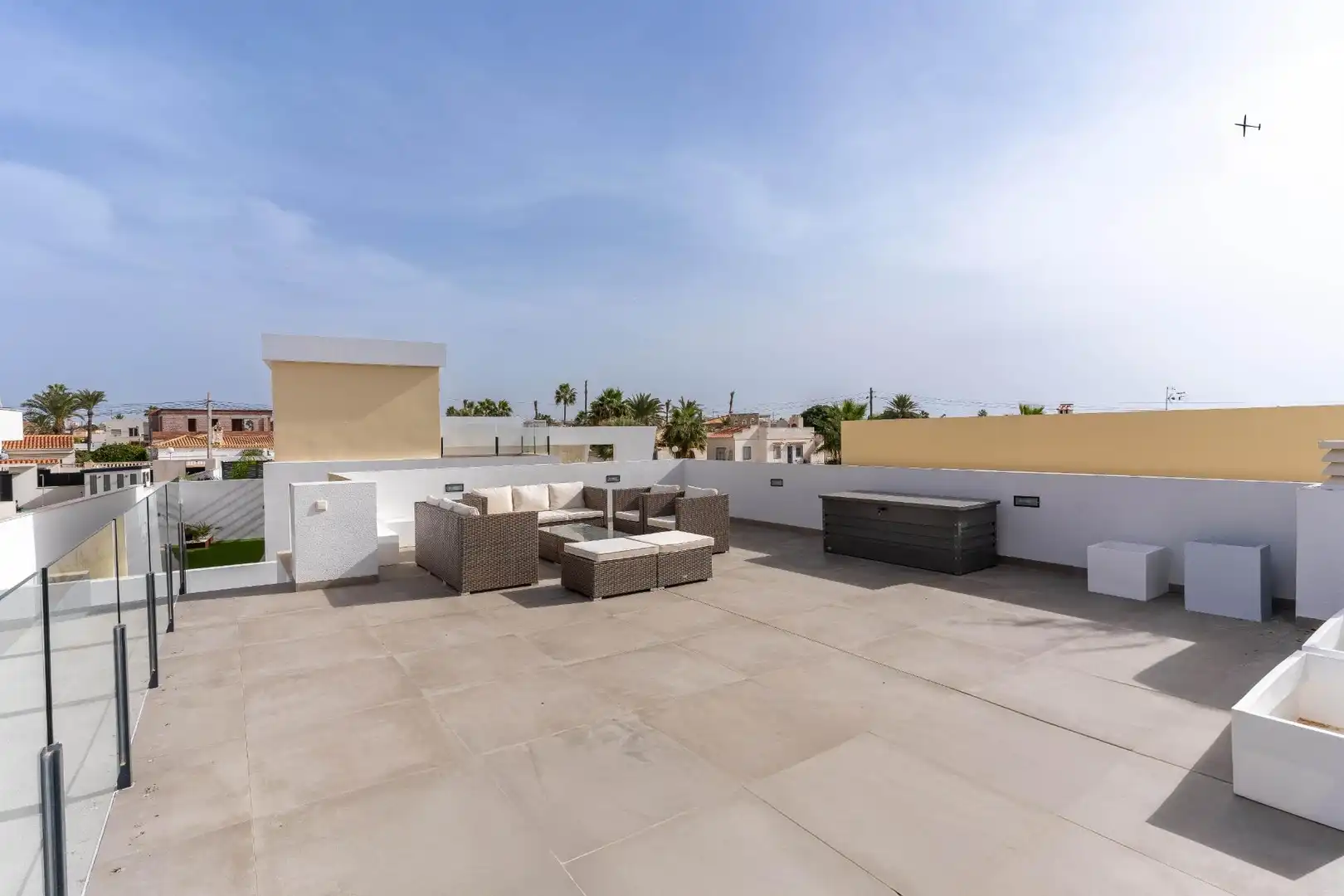 Terrassa de Casa o xalet en venda en Torrevieja amb Aire condicionat, Calefacció i Jardí privat