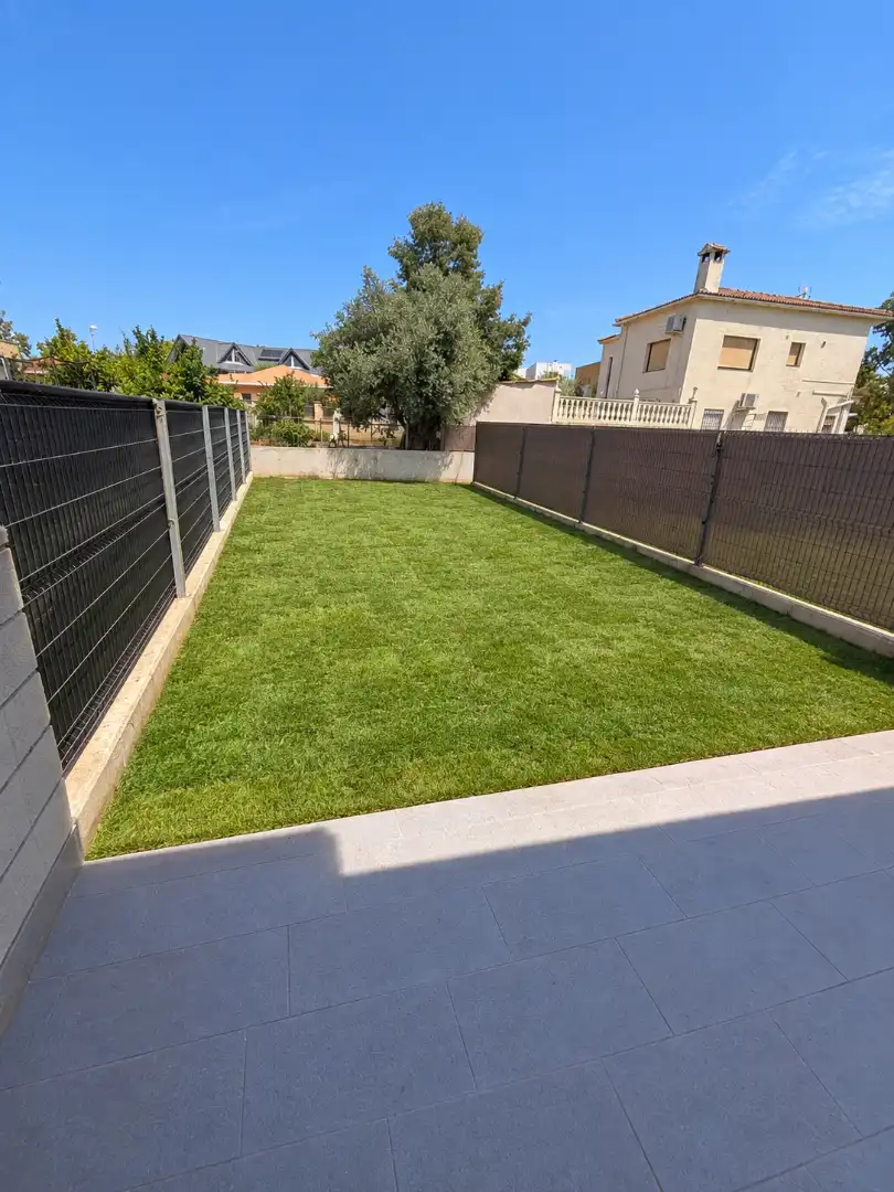 Houses for sale in Vilanova i la Geltrú  with Air Conditioner, Heating and Private garden