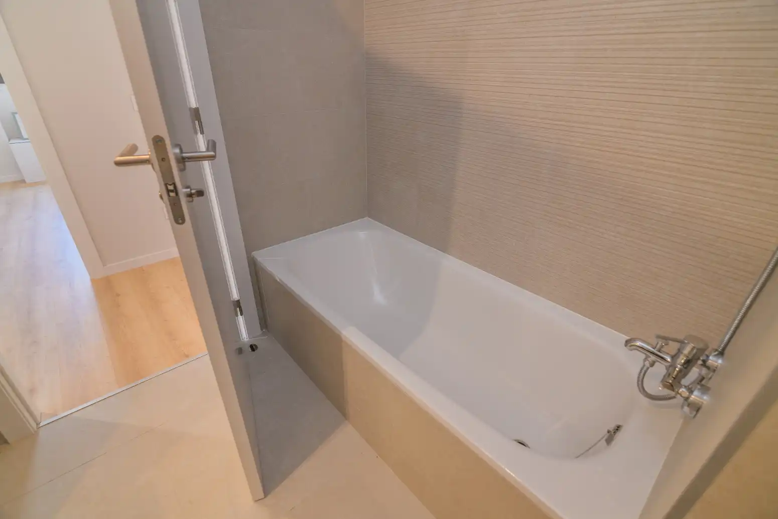 Bany de Pis en venda en Viladecans amb Aire condicionat, Calefacció i Parquet
