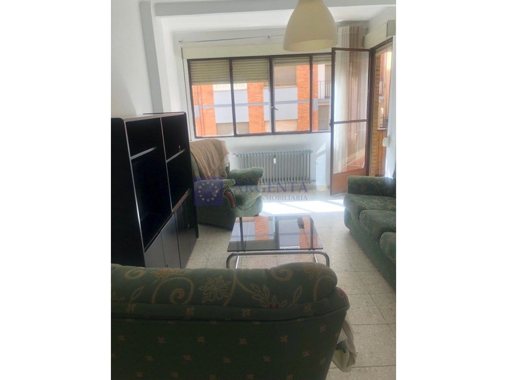 Piso de alquiler en Centro