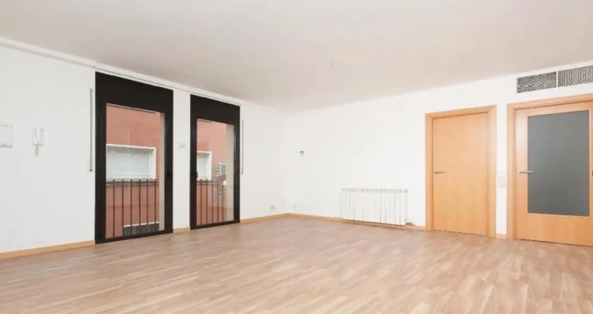 Wohnzimmer von Wohnungen zum Verkauf in Ripollet mit Balkon