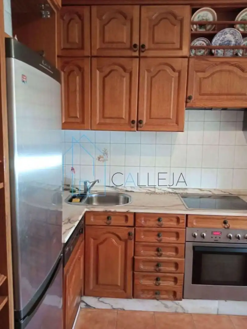Chalet en venta en Calle Marqués de Trives 62, imagen 5