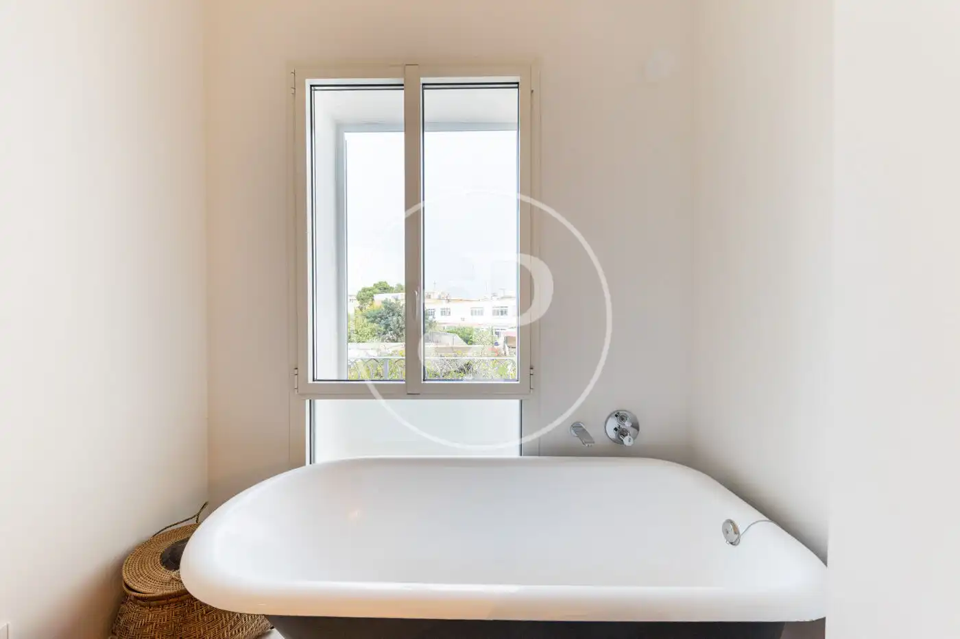 Badezimmer von Einfamilien-Reihenhaus zum Verkauf in  Palma de Mallorca mit Klimaanlage, Heizung und Privatgarten