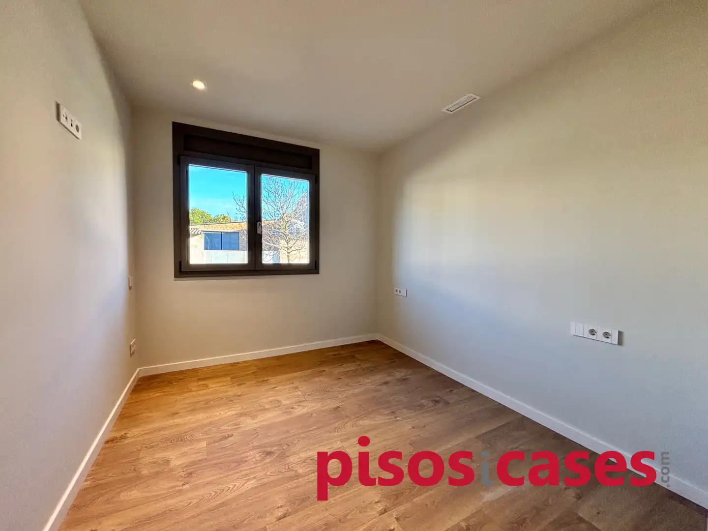 Ground floor for sale in Carrer Josep Ventura, 51, Tona
