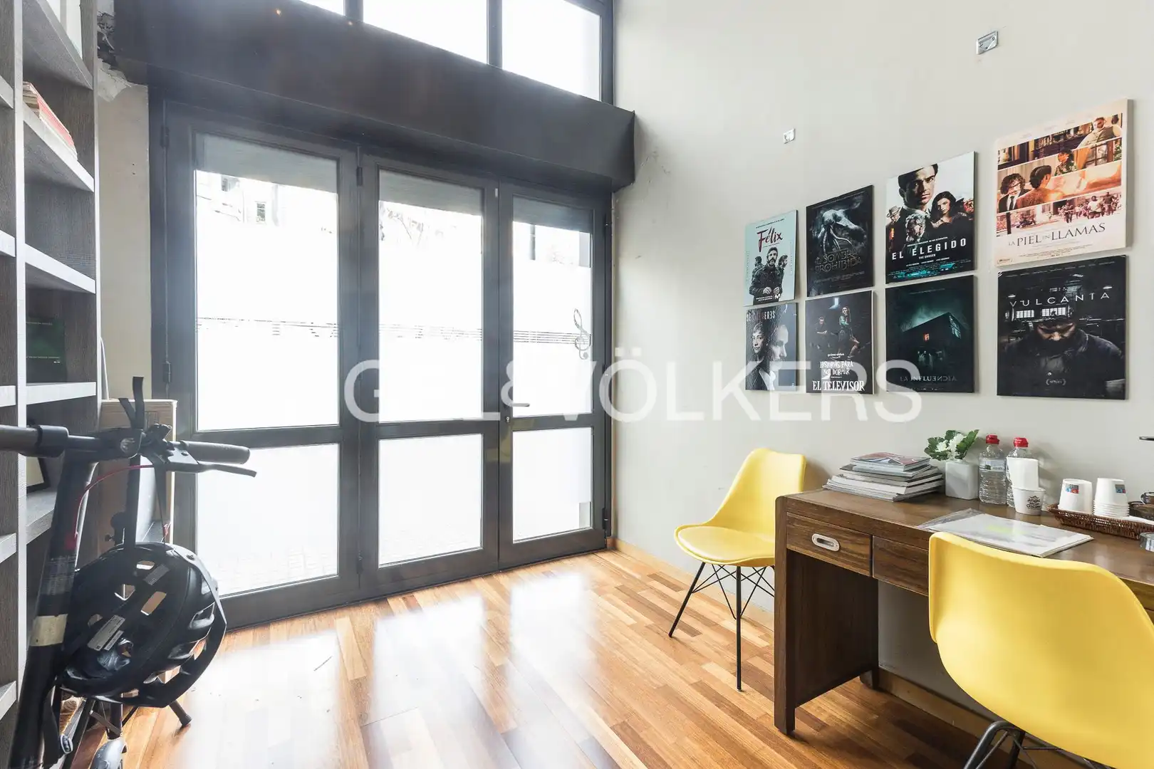 Exterior view of Duplexes for sale in Barcelona  with Heating, Parquet flooring and Furnished